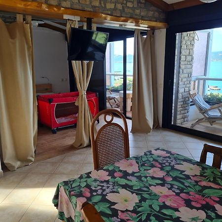 Appartement Fischer Haus à Sveti Petar  Extérieur photo