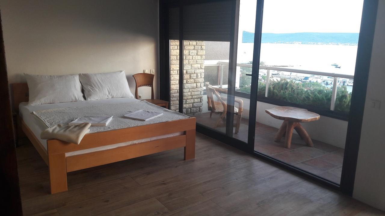 Appartement Fischer Haus à Sveti Petar  Extérieur photo